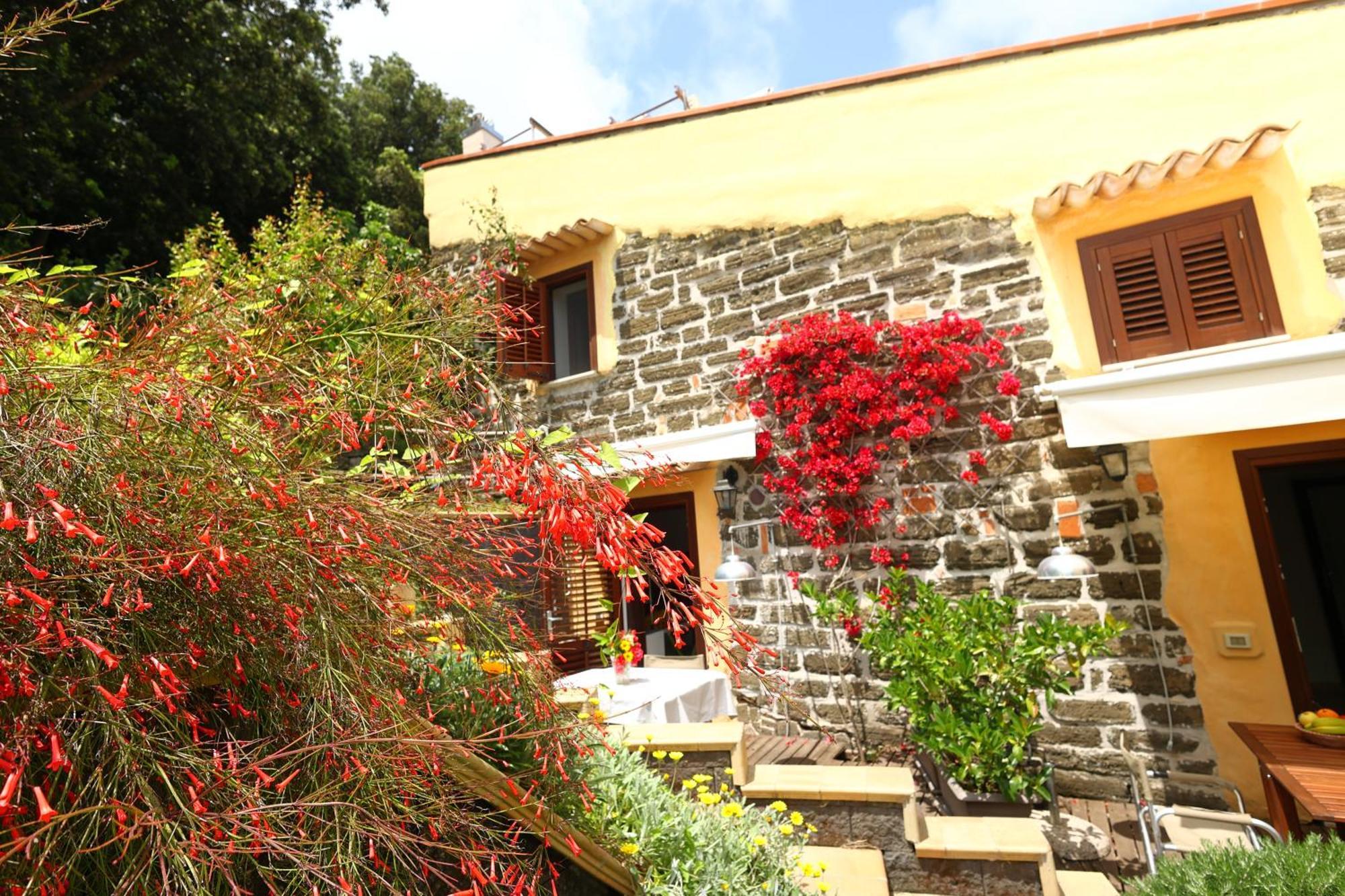 Baglio Antico Forno Otel Isola di Ustica Dış mekan fotoğraf